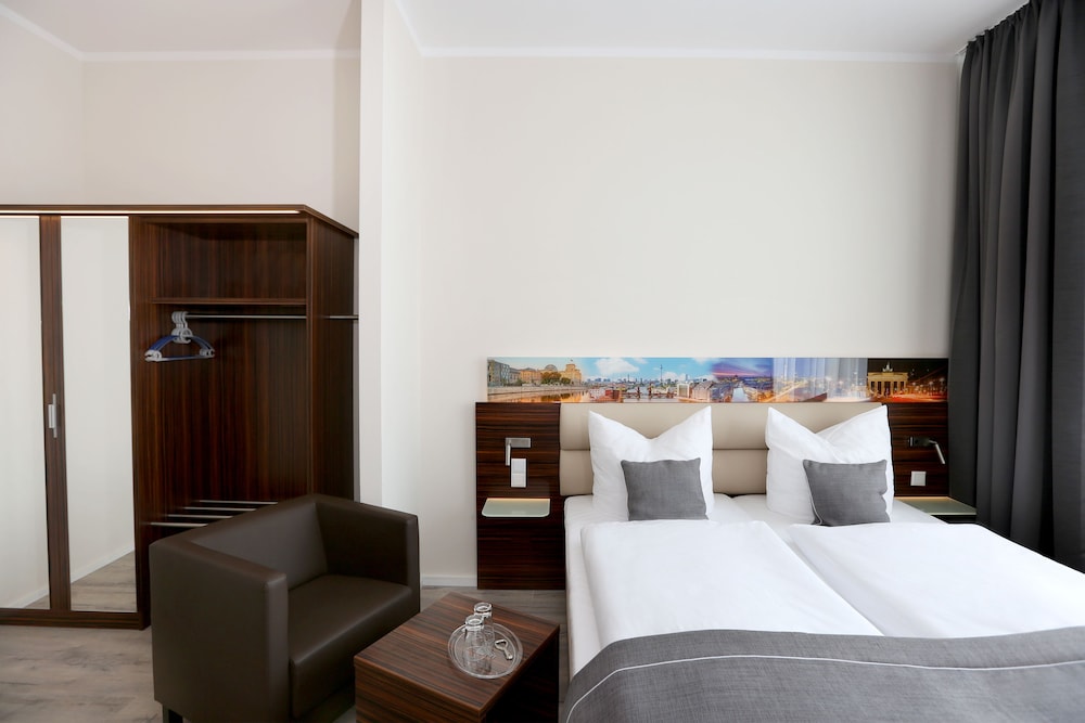H24 Hoteltow 19/34