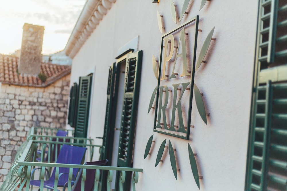HOTEL PARK HVAR 6/76