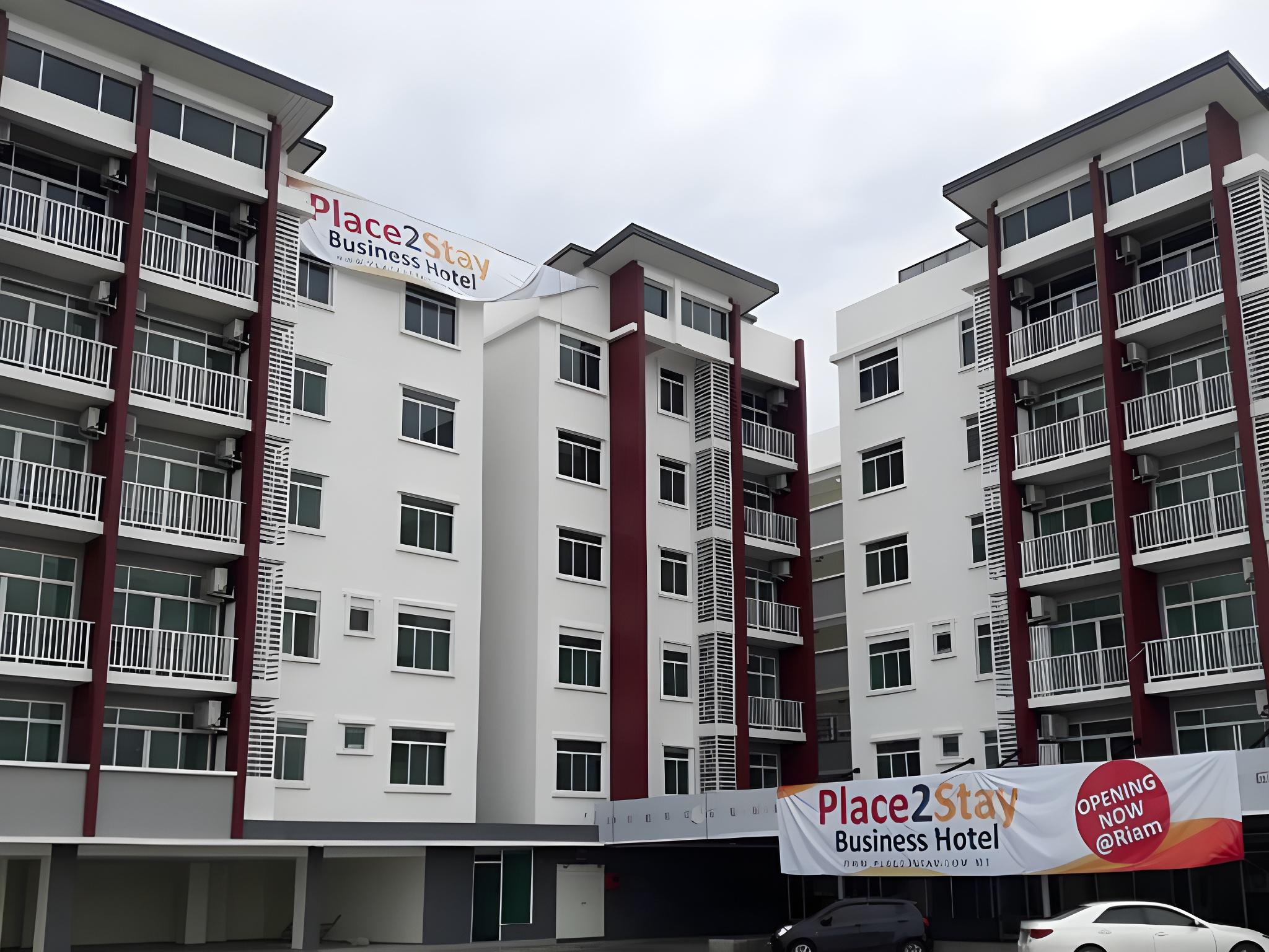 Emart Hotel (Riam) Sdn Bhd 7/50