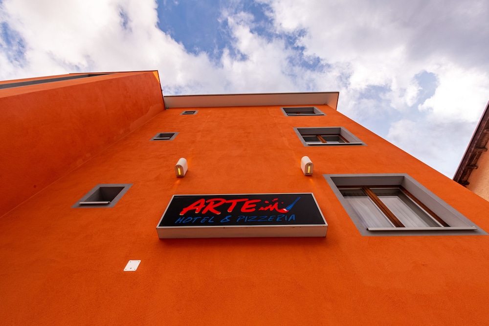 Hotel Arte 2/69