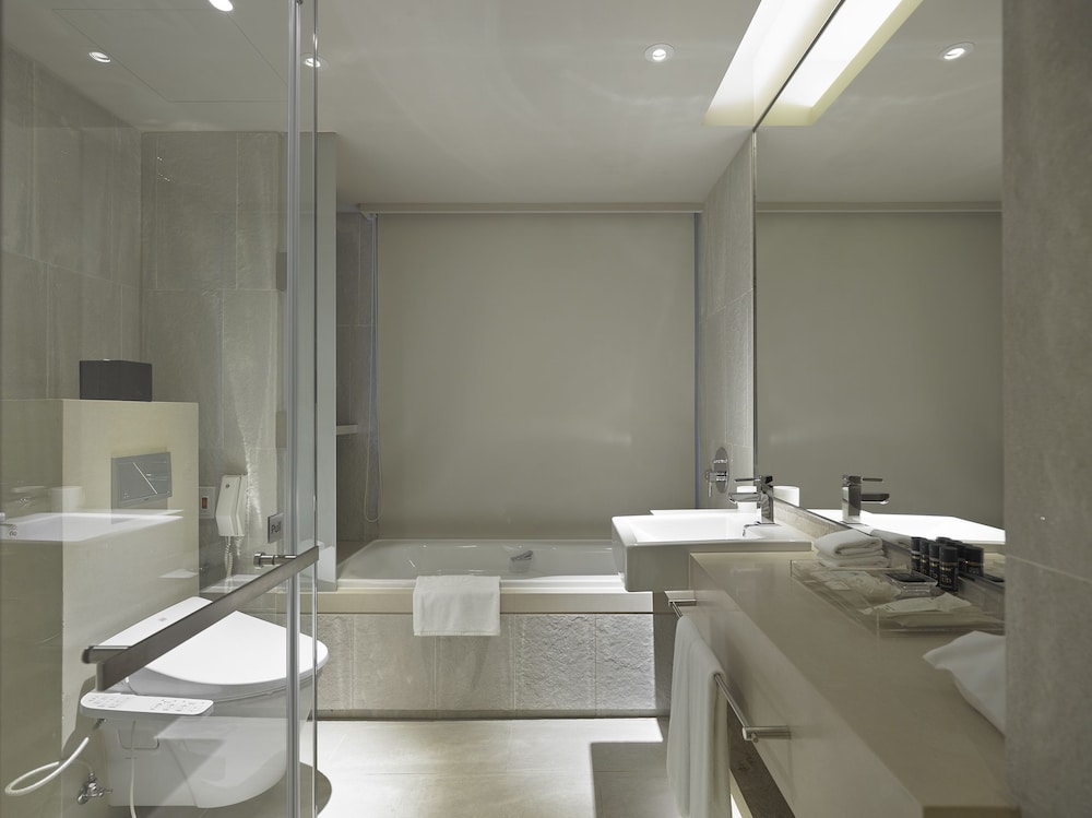 GLORIA RESIDENCE 7/55