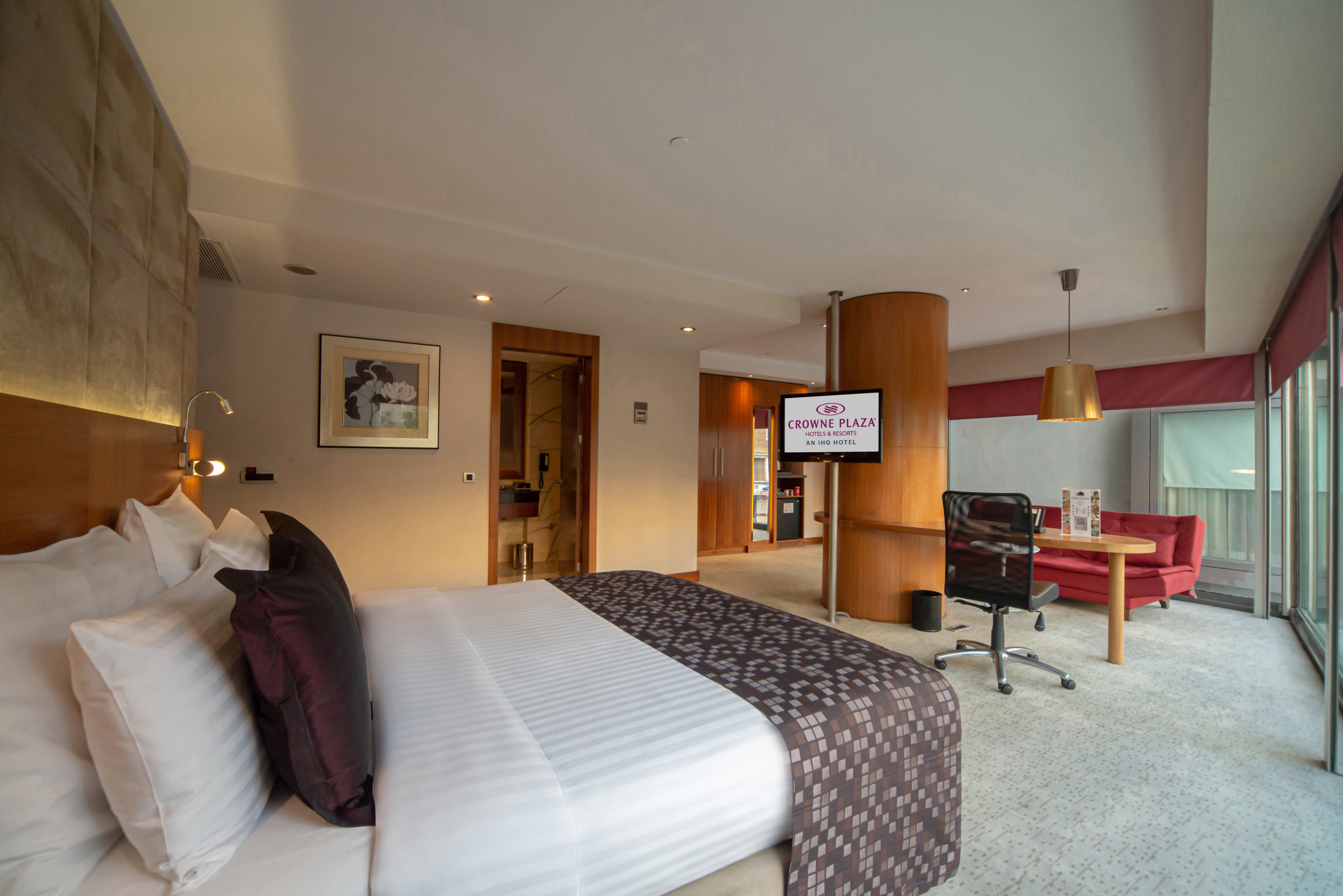 Crowne Plaza Istanbul Harbiye Hotel 10/50