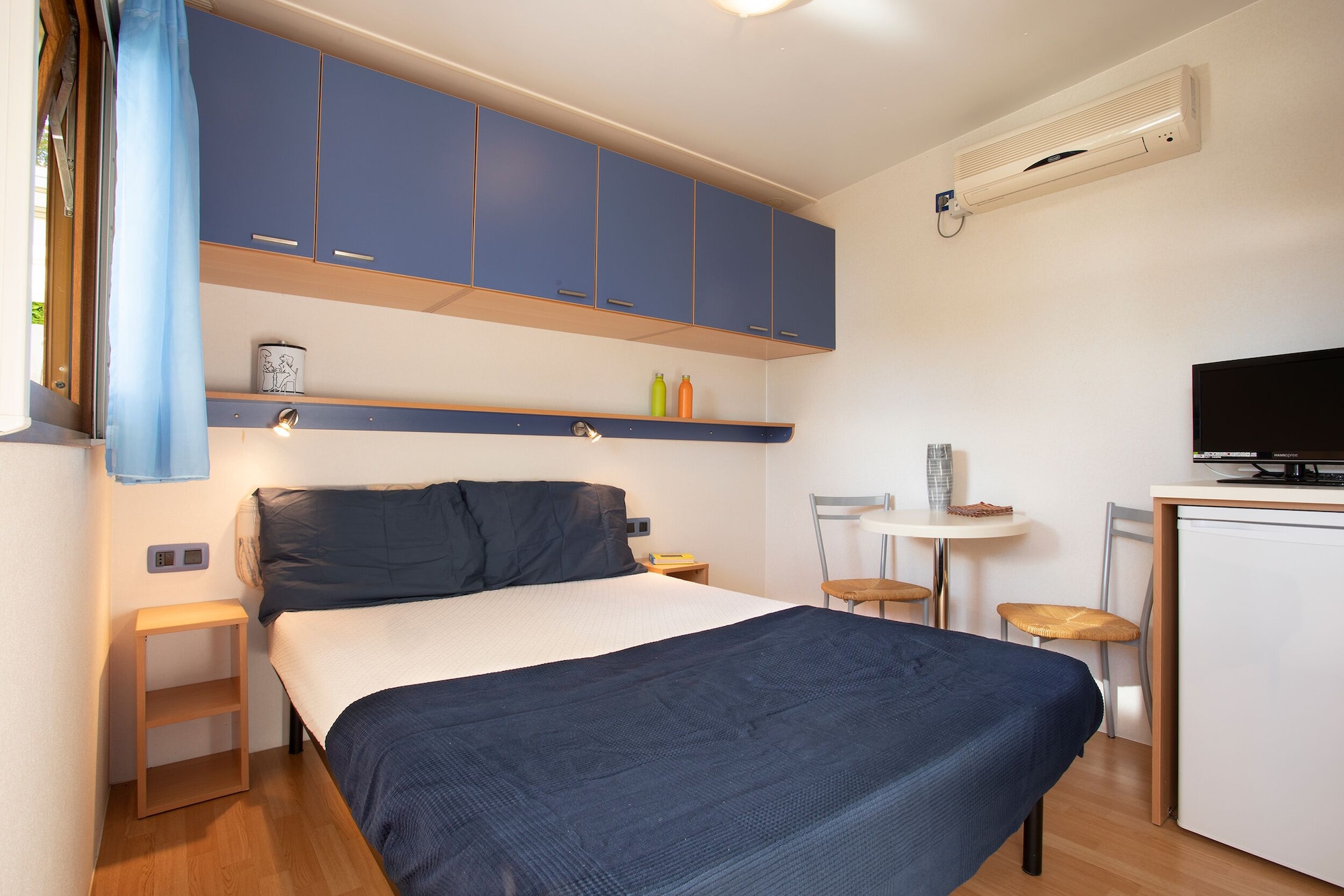 Mobile Home, Double Bed