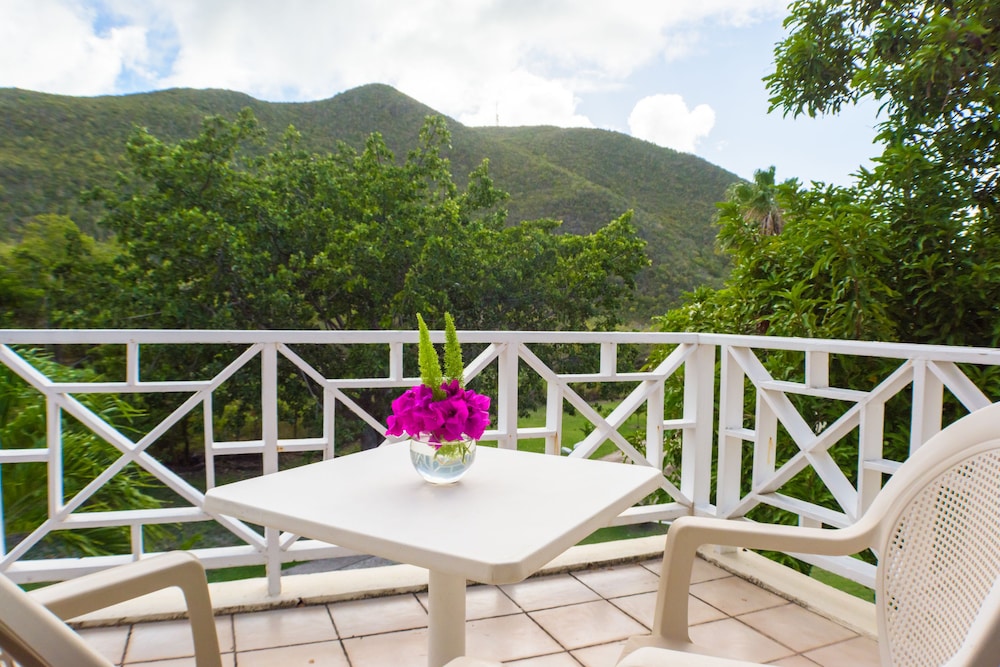 Mount Nevis Hotel and Beach Club 7/72