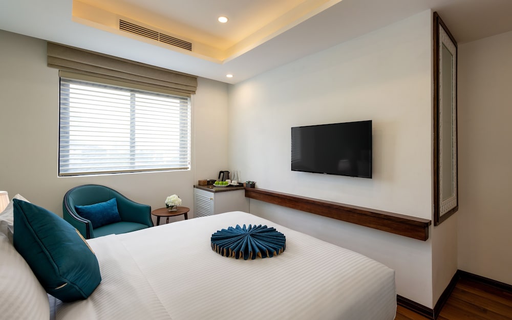 Premium, Queen Bed