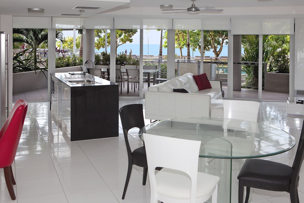 Vision Cairns Apartments 59/72