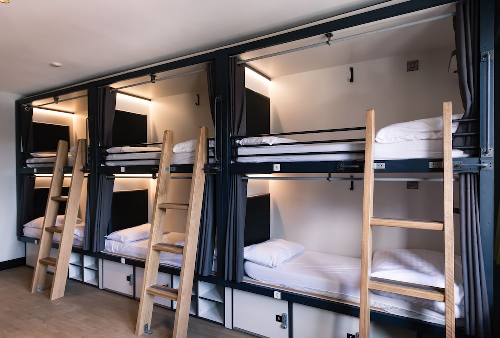 Jacobs Inn Hostel 55/65