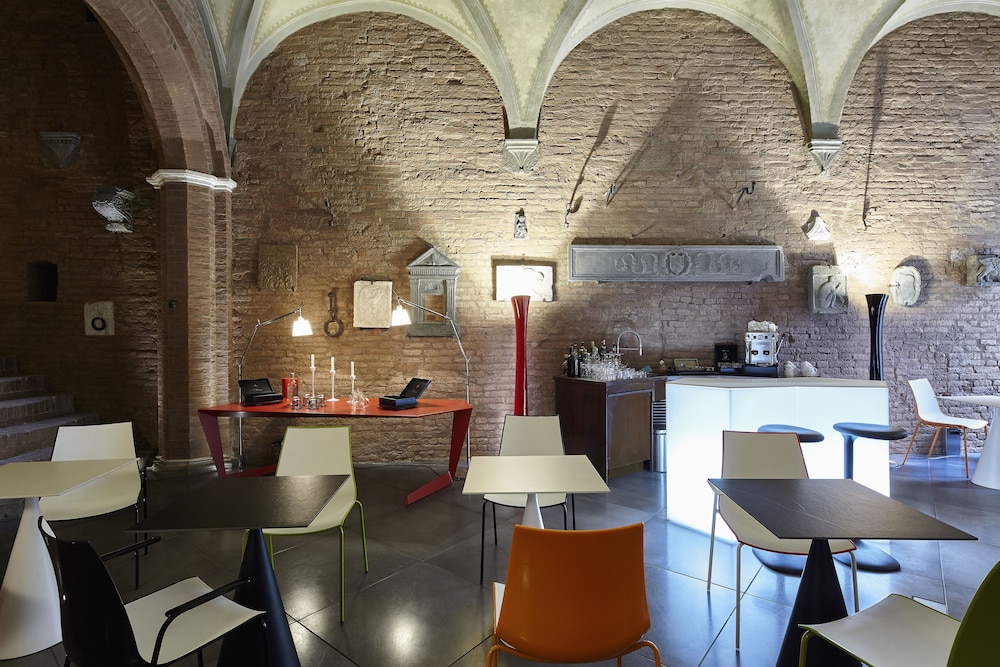 Palazzetto Rosso Hotel 65/74