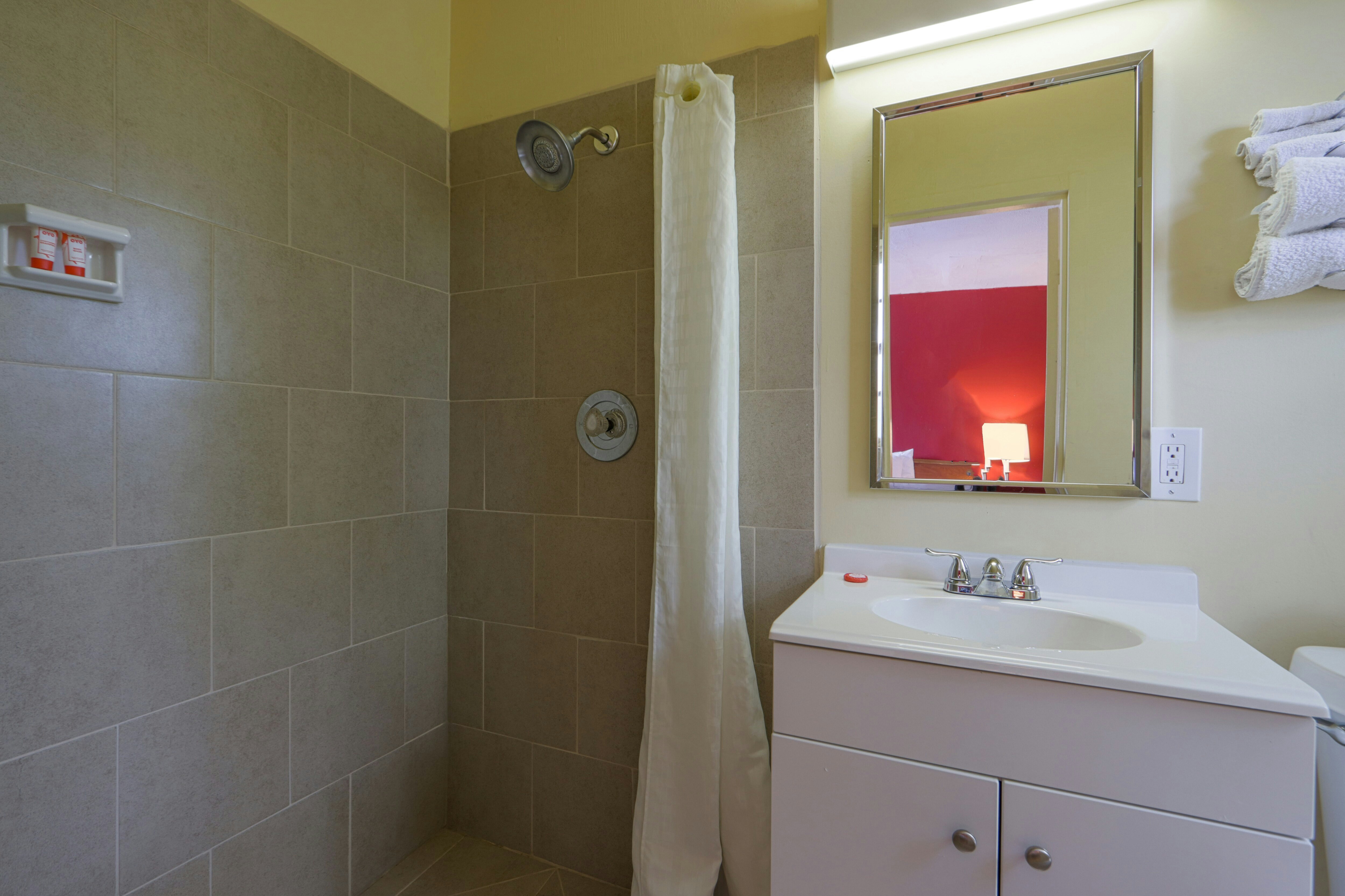 OYO Hotel North Lima OH - Boardman 64/72