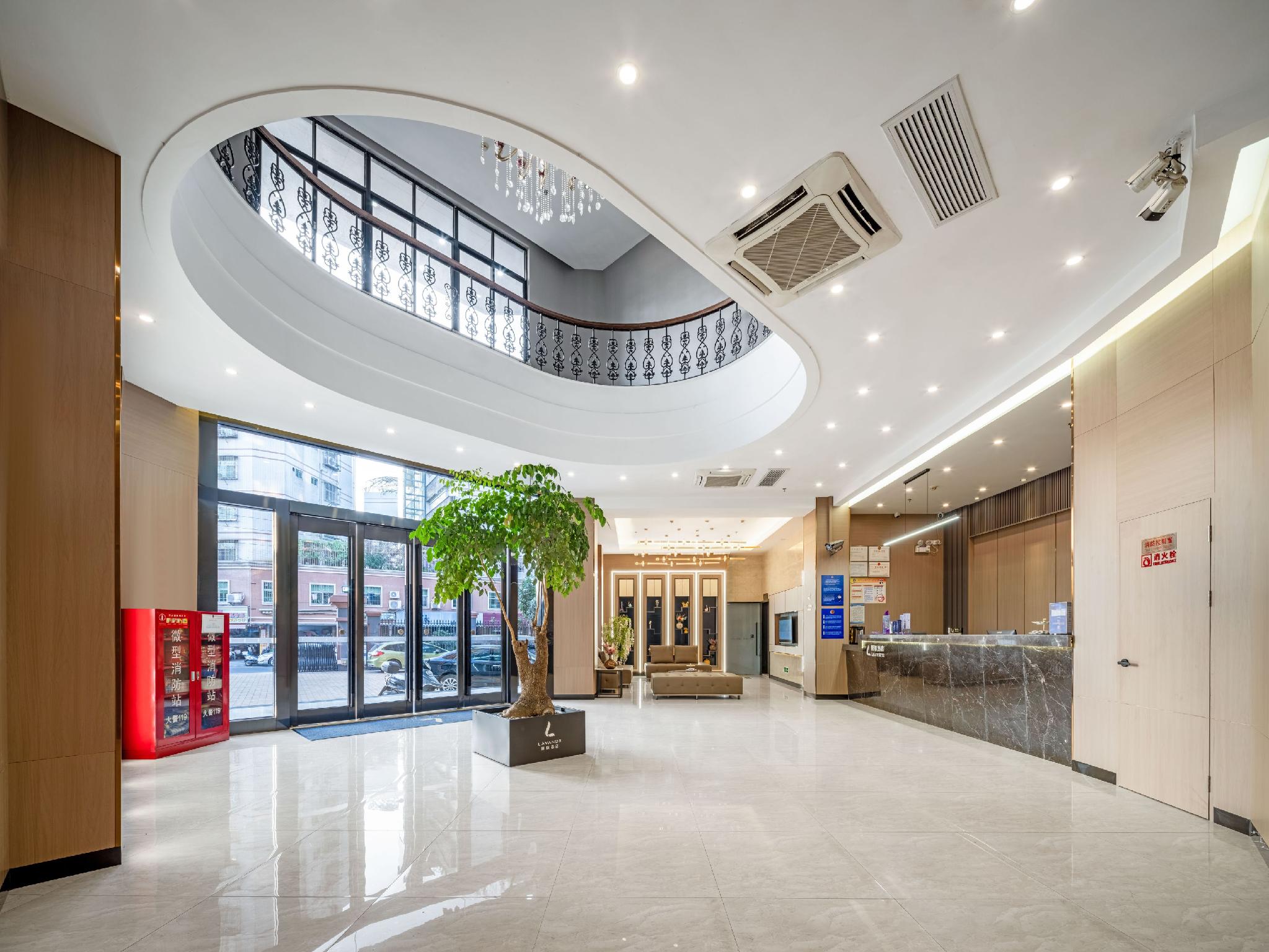 Lavande Hotel 11/40