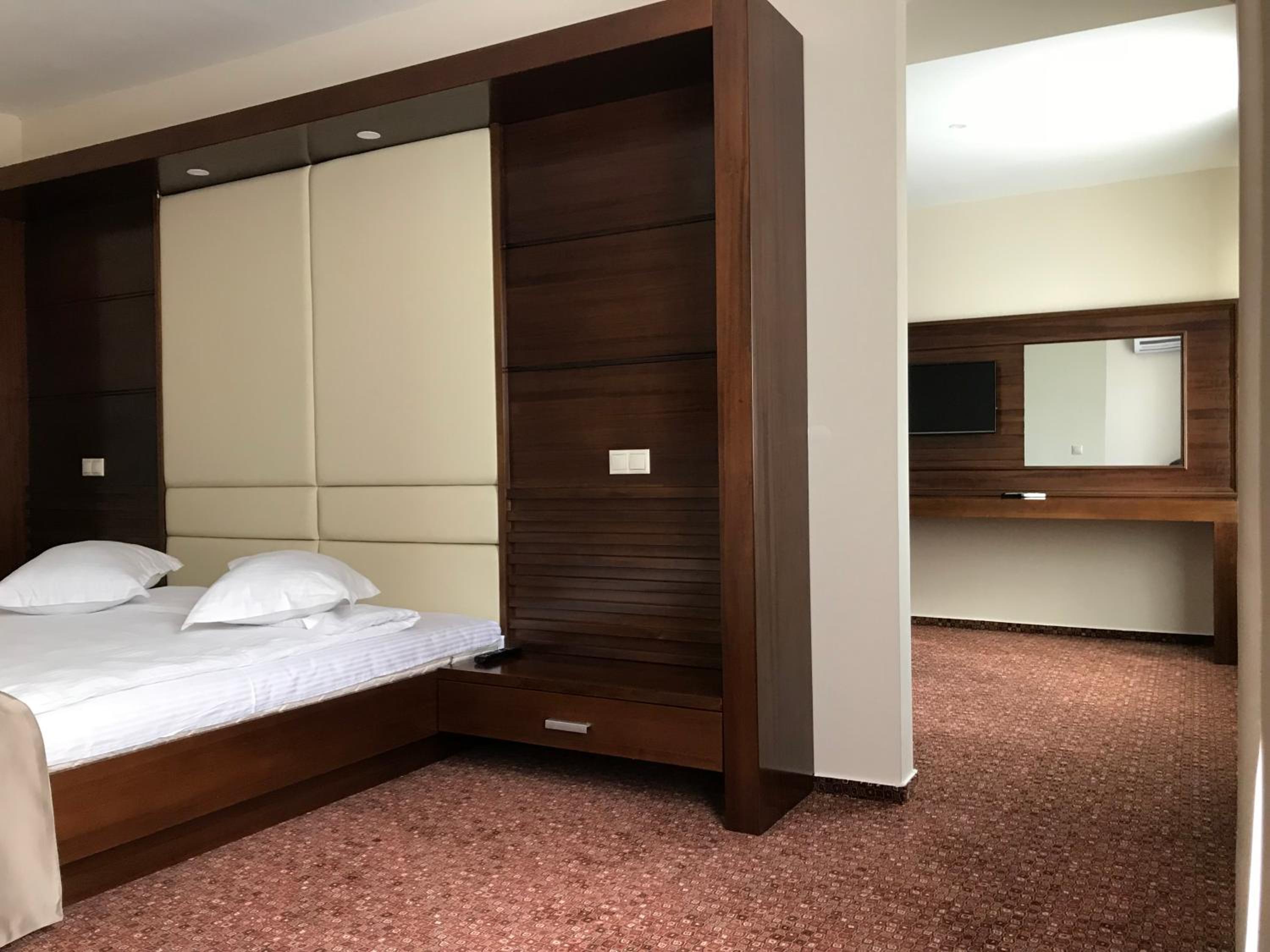 Best Hotel 16/49
