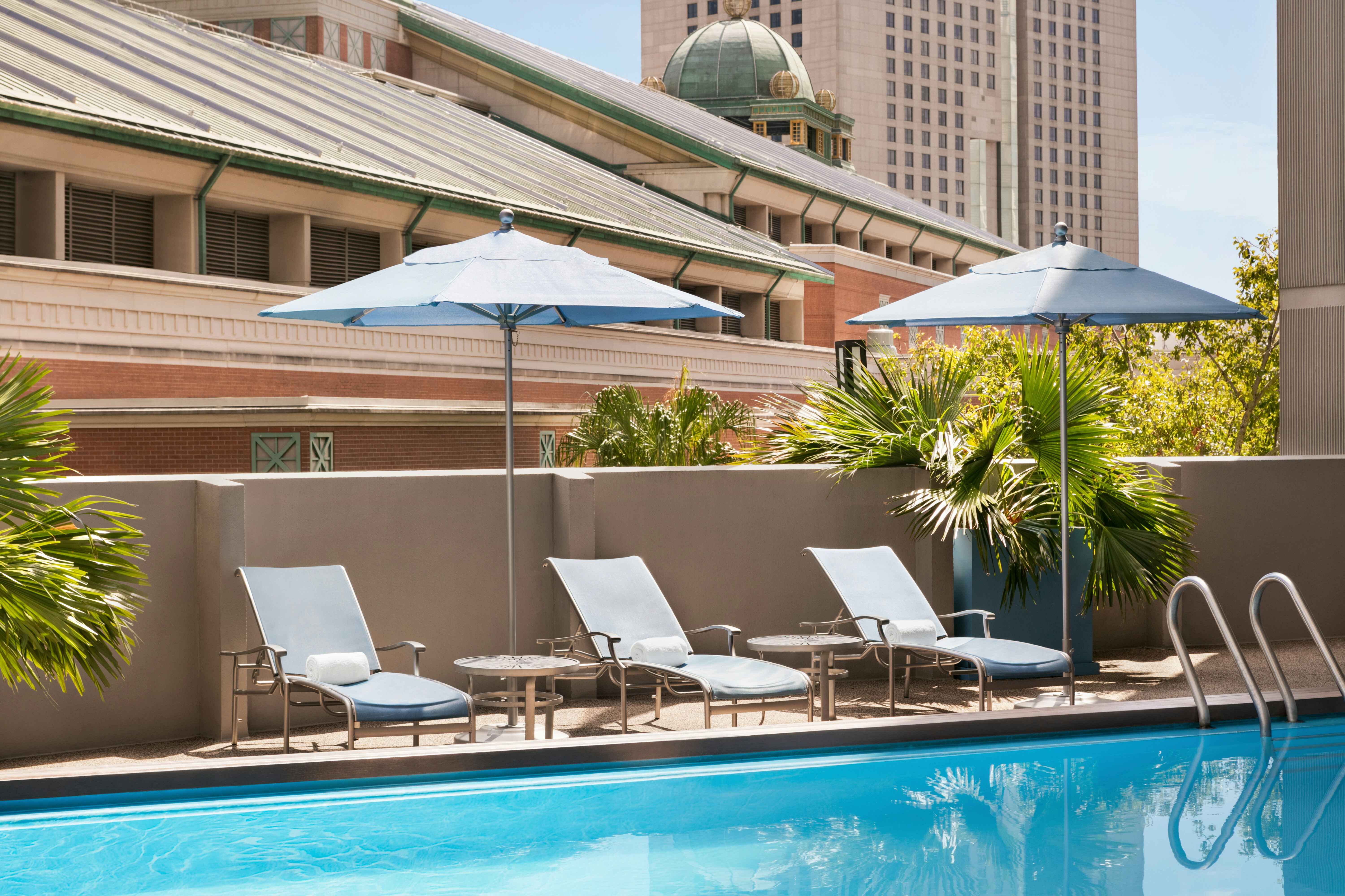 DoubleTree by Hilton Hotel New Orleans 84/86