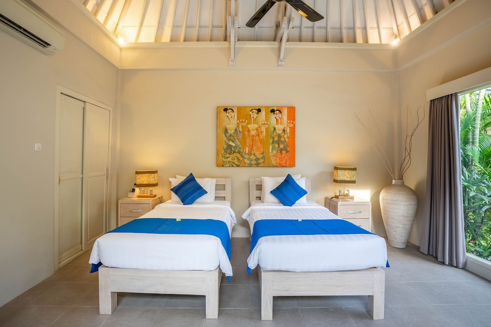 3 Bedrooms, Garden Pool, Villa, 1 King and 4 Single Beds