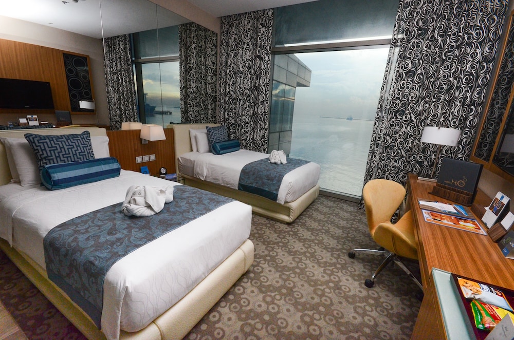 Hotel H2o 34/77