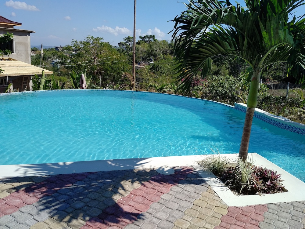 Negril Sky Blue Resorts 45/50