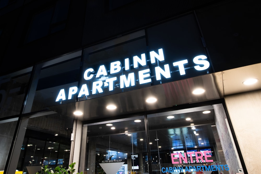 キャビン アパートメンツ 写真1