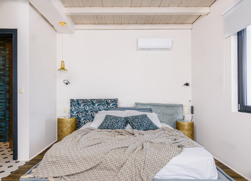 Maregold Mykonos 10/47