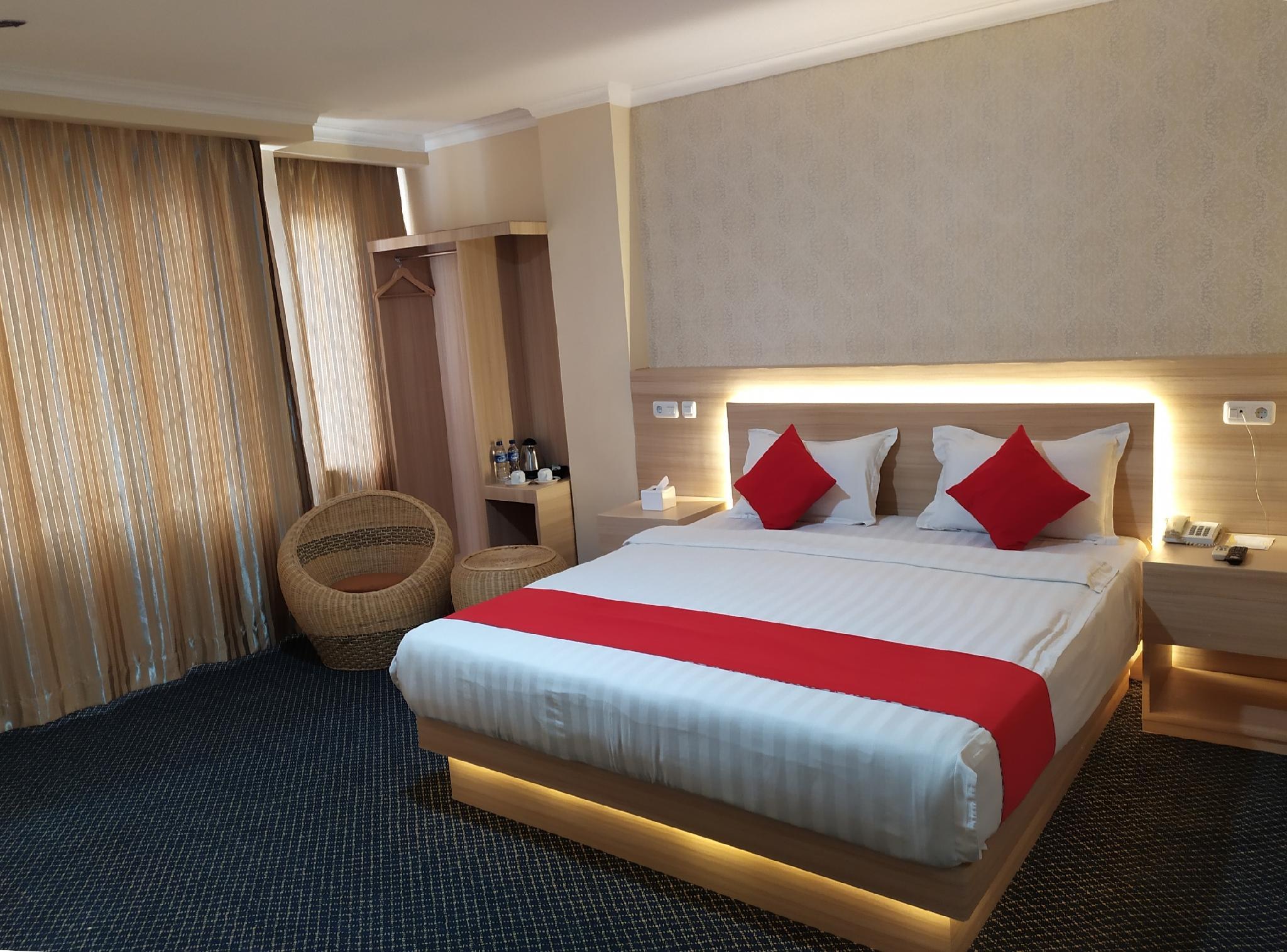 Deluxe, Double Bed