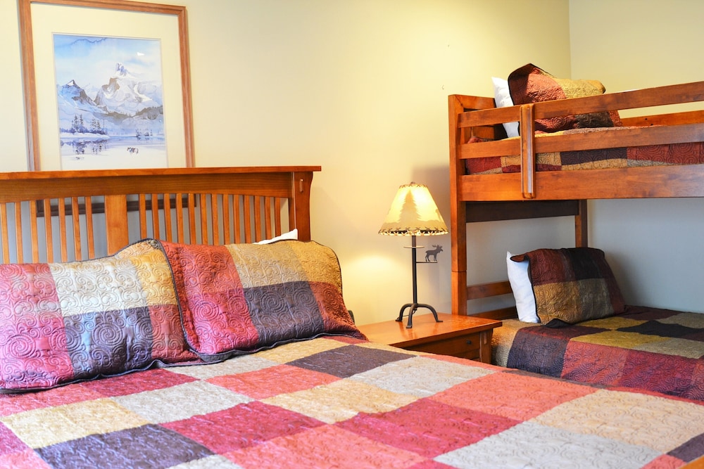 SIMBA RUN VAIL CONDOMINIUMS 11/73