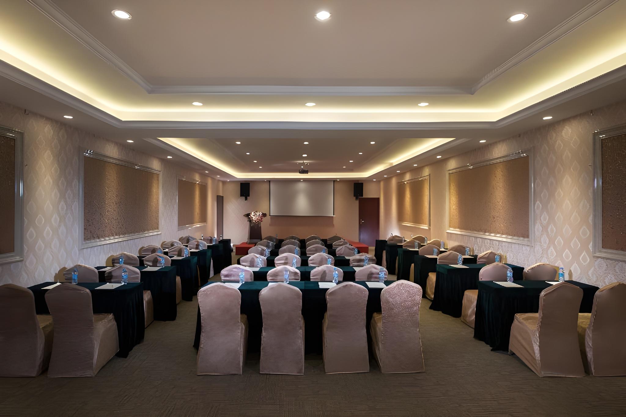 Vienna Hotel (Guangzhou Panyu Qiaonan Aoyuan Square) 43/50