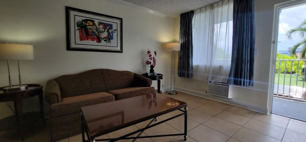 Fort Lauderdale Grand Hotel 49/68