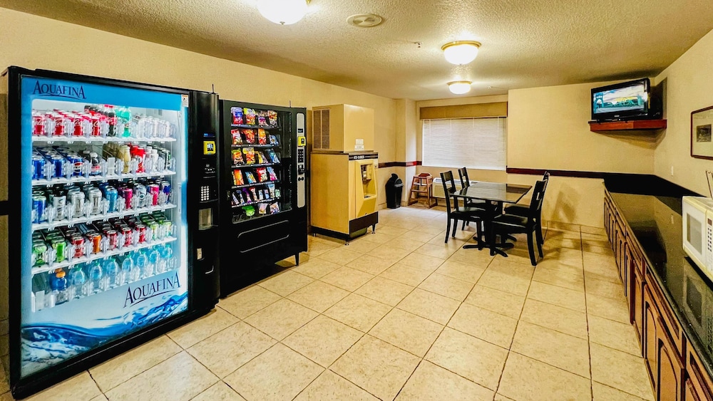 Studio6 Suites Portland, OR – Downtown OHSU 42/54
