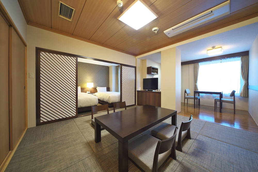 KAWAGUCHIKO PARK HOTEL 36/50