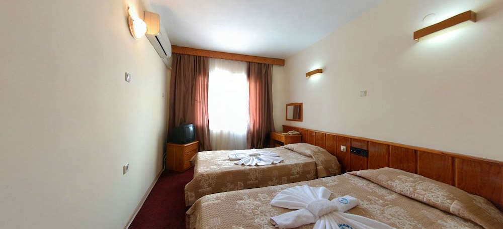 Cidihan Hotel 5/21
