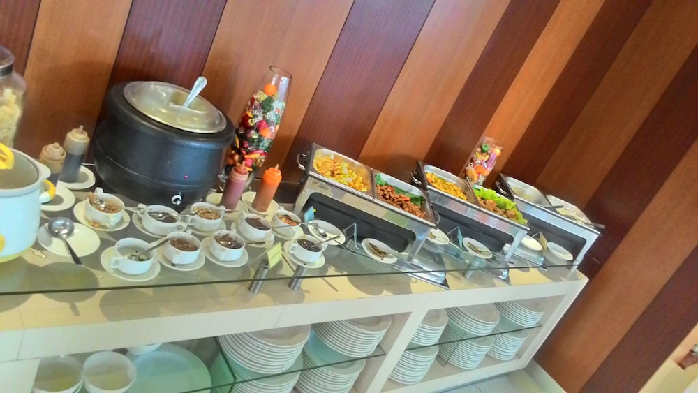 V HOTEL JAKARTA 28/45