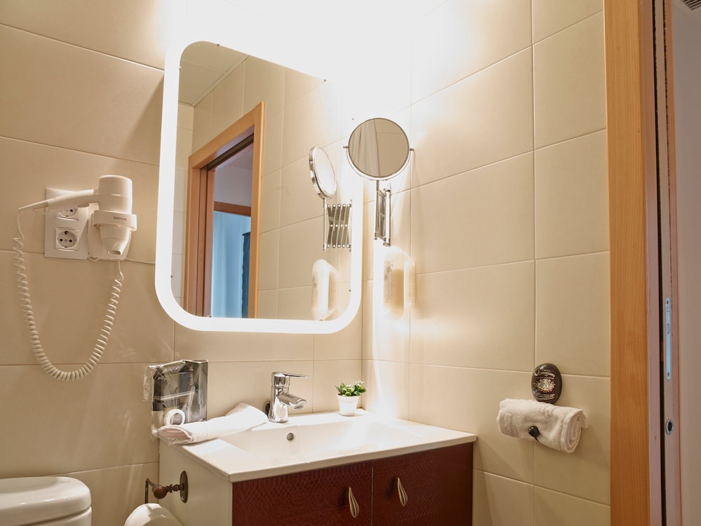 Apartments Hostemplo Suites 47/50