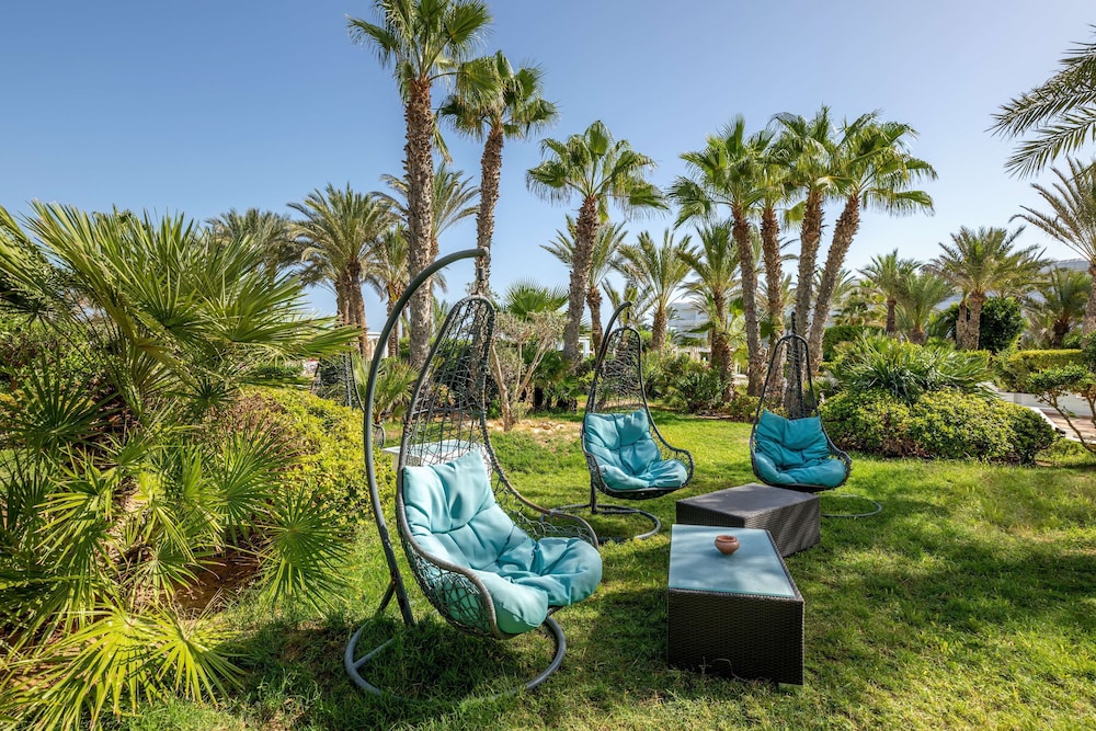 Radisson Blu Palace Resort and Thalasso 72/78