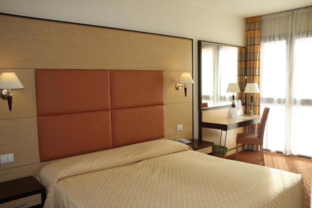 Inn Hotel 17/50