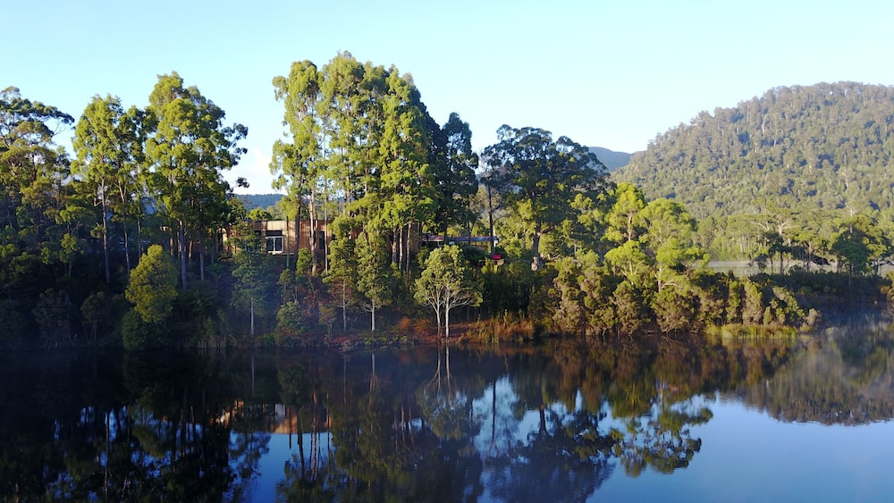 Tullah Lakeside Lodge 31/64