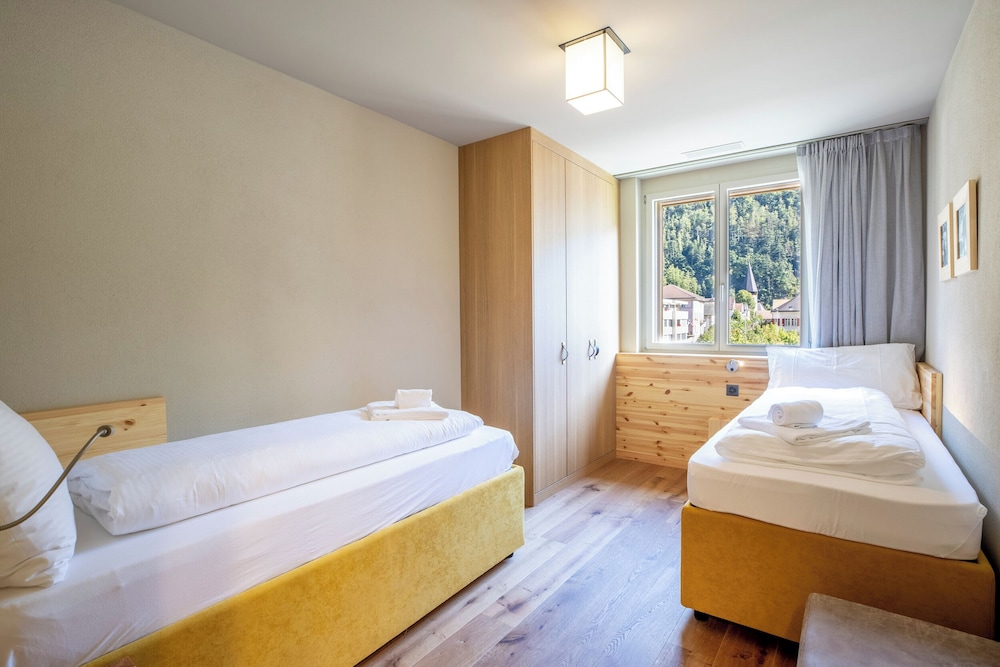 2 Bedrooms, Apartment, 2 Double Beds, Sofa, Balcony or Terrace، SWISSPEAK Resorts Meiringen 3/4