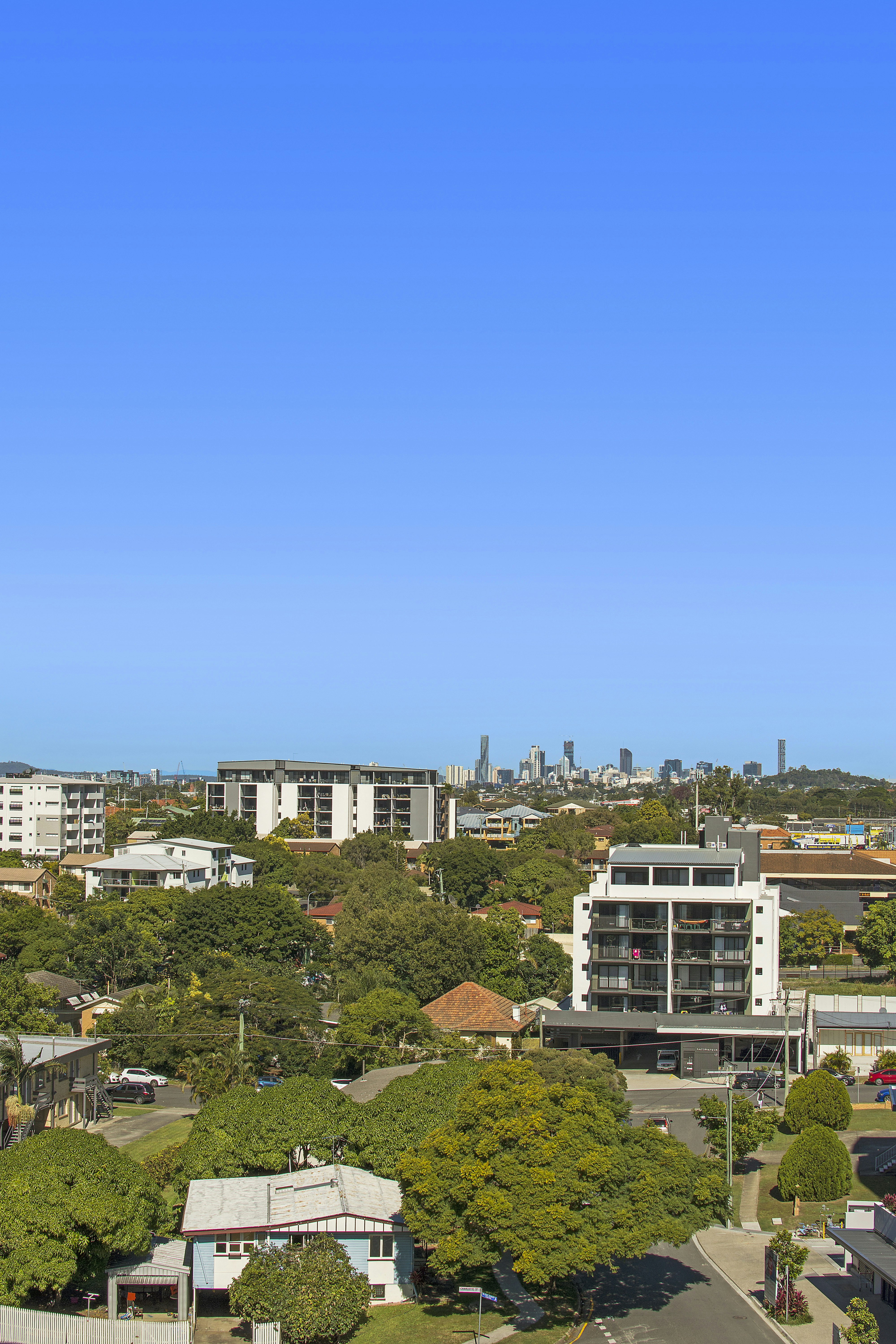 THE CHERMSIDE APARTMENTS 5/57