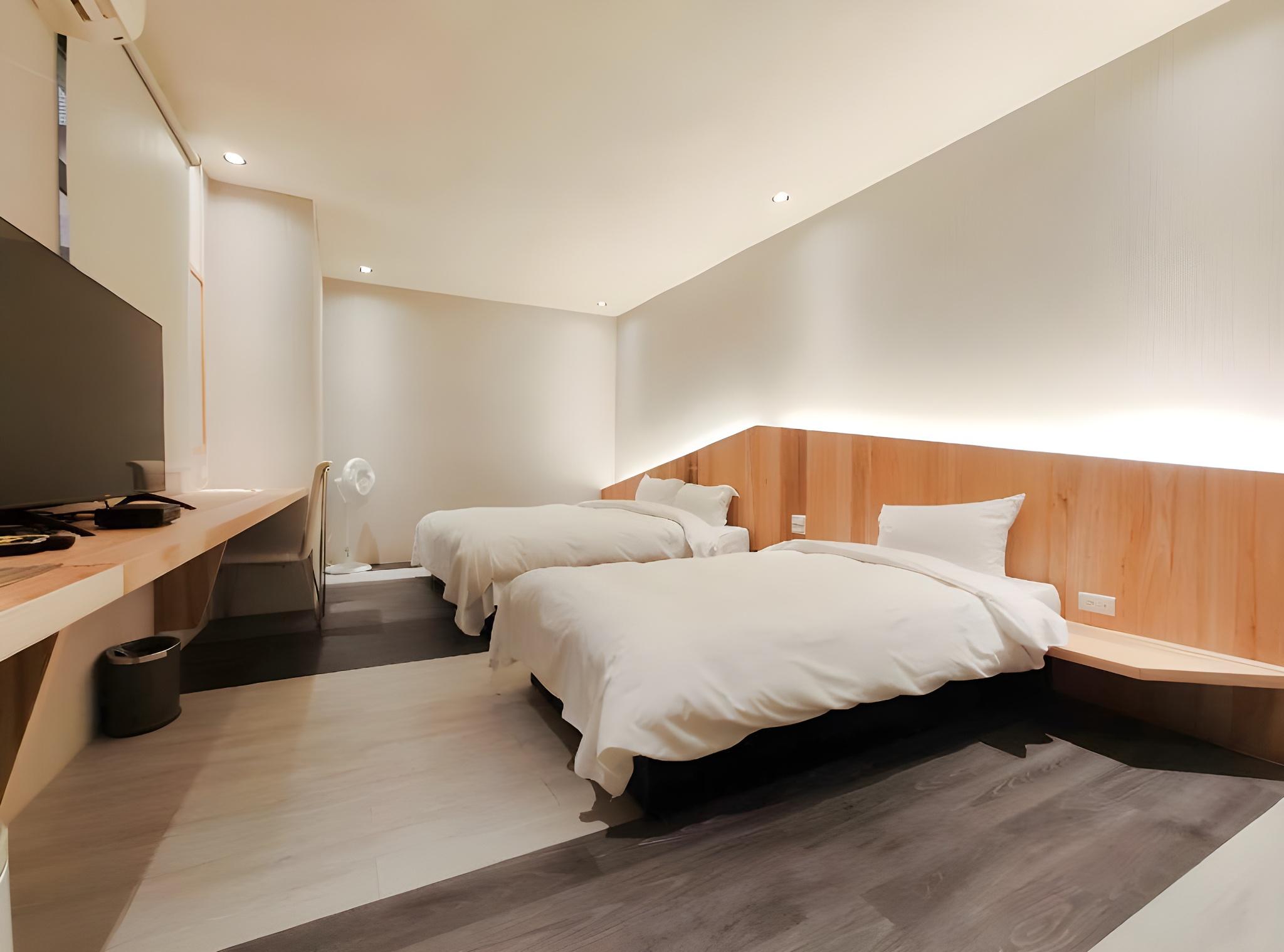 غرفة رباعية بسريرين مزدوجين، Ashare Hotel 3/4