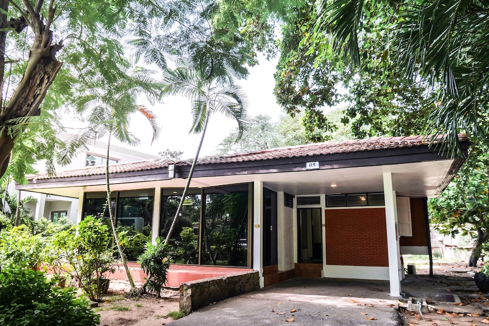 Villa Navin Resort 10/78