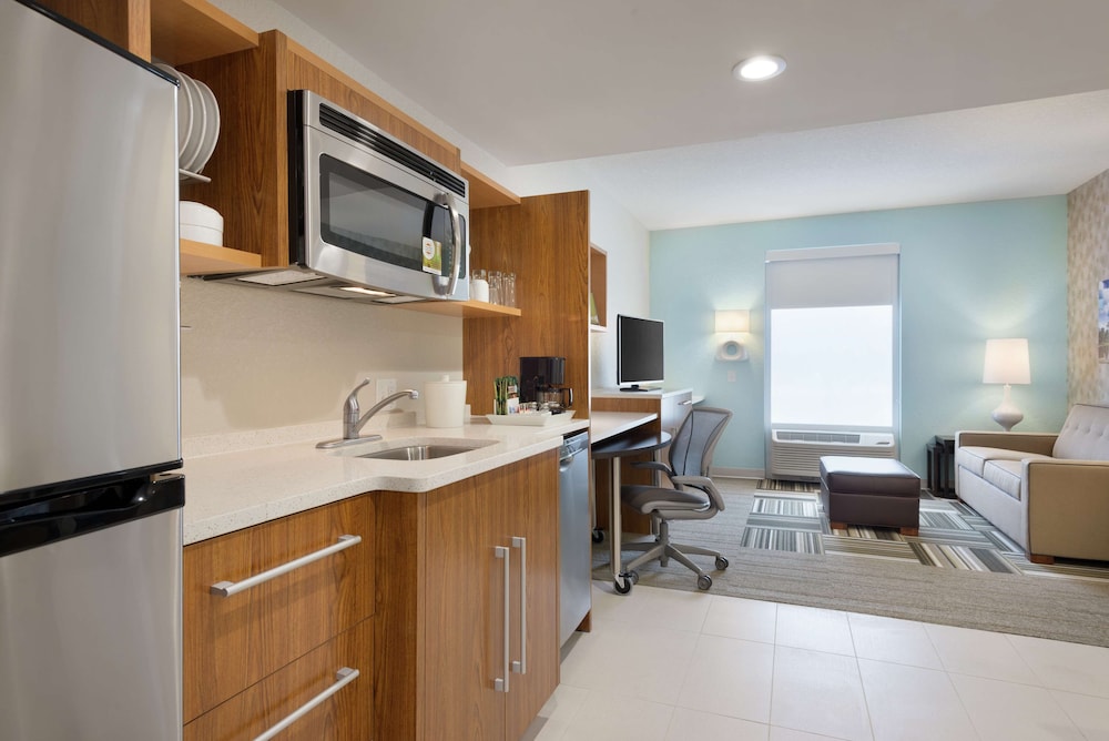 Home2 Suites by Hilton Orlando International Drive South 40/44