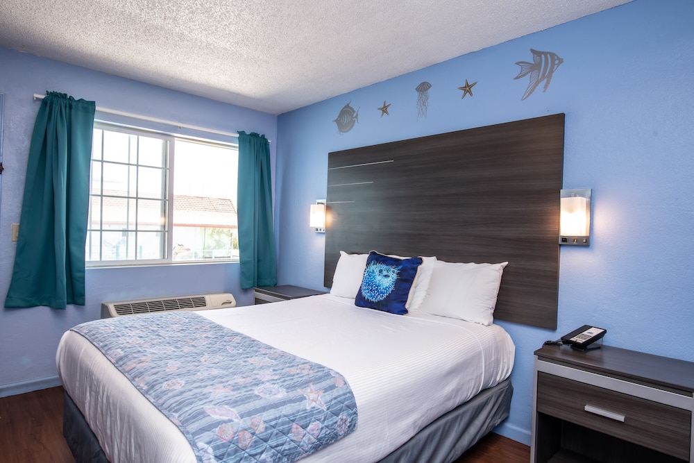 Aqua Breeze Inn 14/55