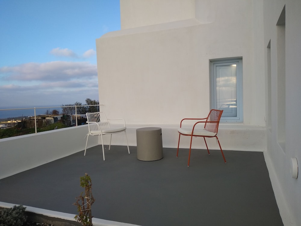 Sol Mate Suites 20/27