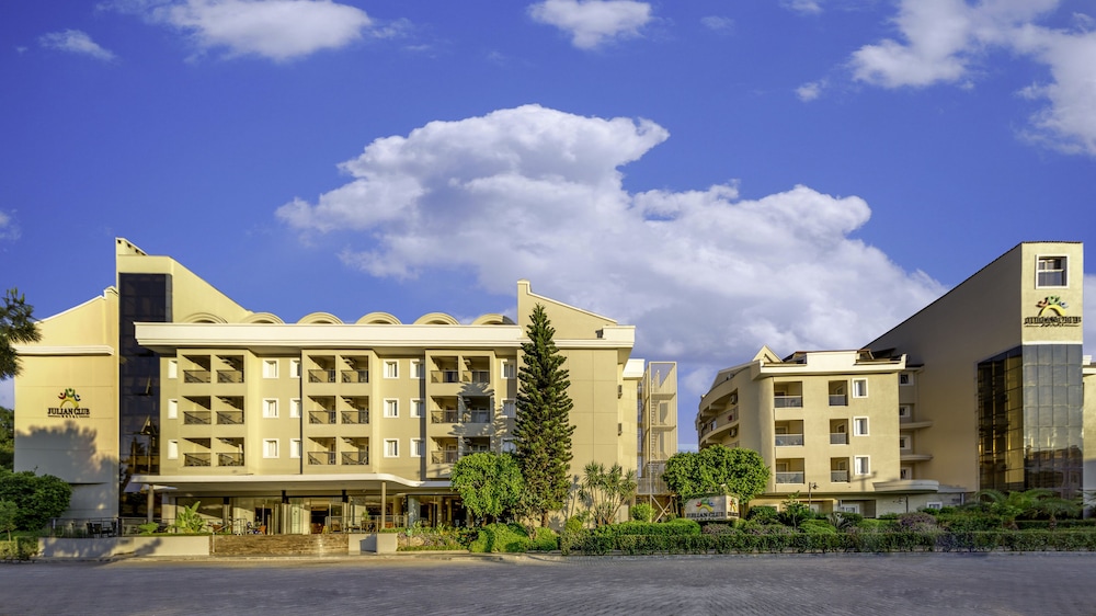 Julian Club Hotel in MARMARIS
