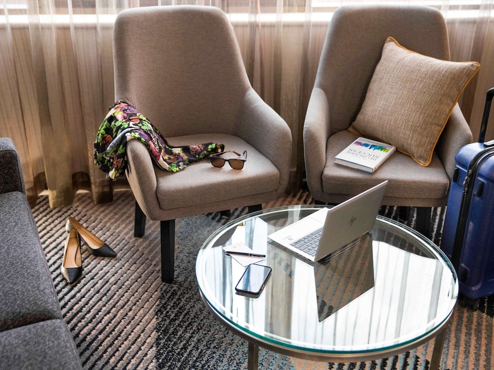NOVOTEL SYDNEY PARRAMATTA 33/70