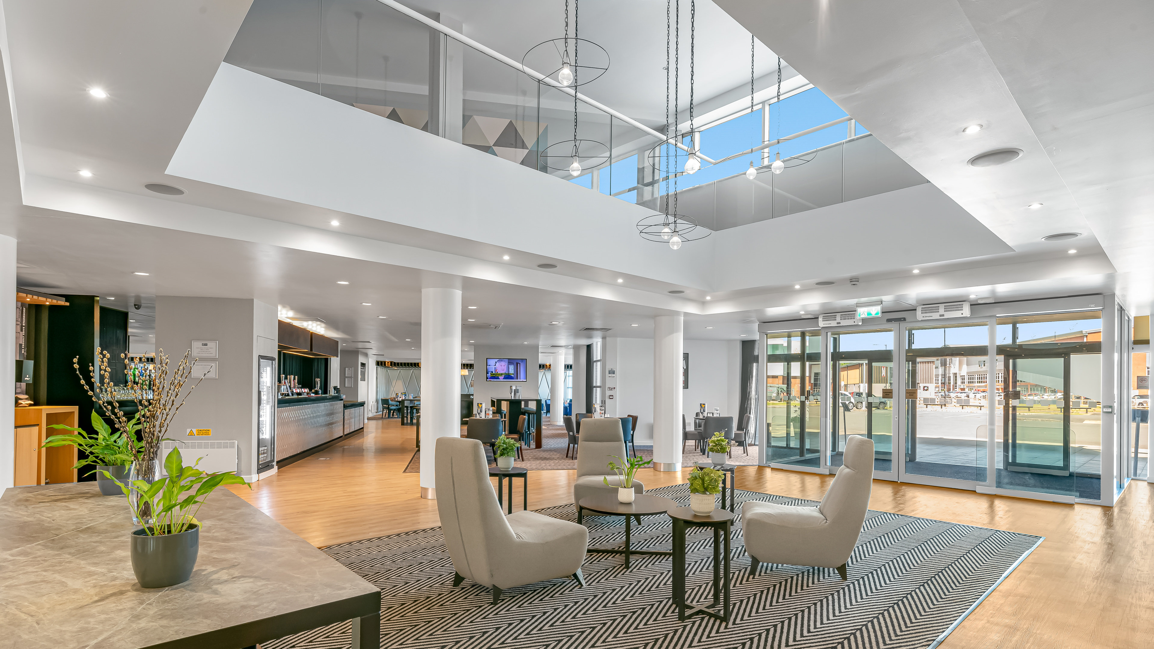 Holiday Inn Express Leigh - Sports Village 27/50