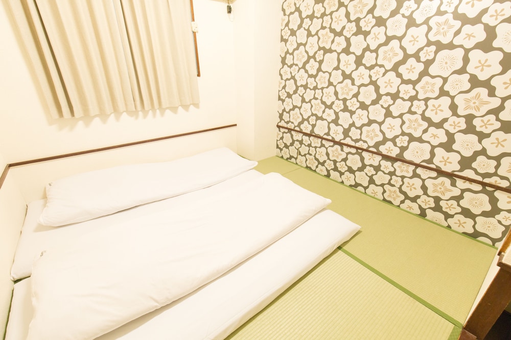 Hotel Toyo 18/50