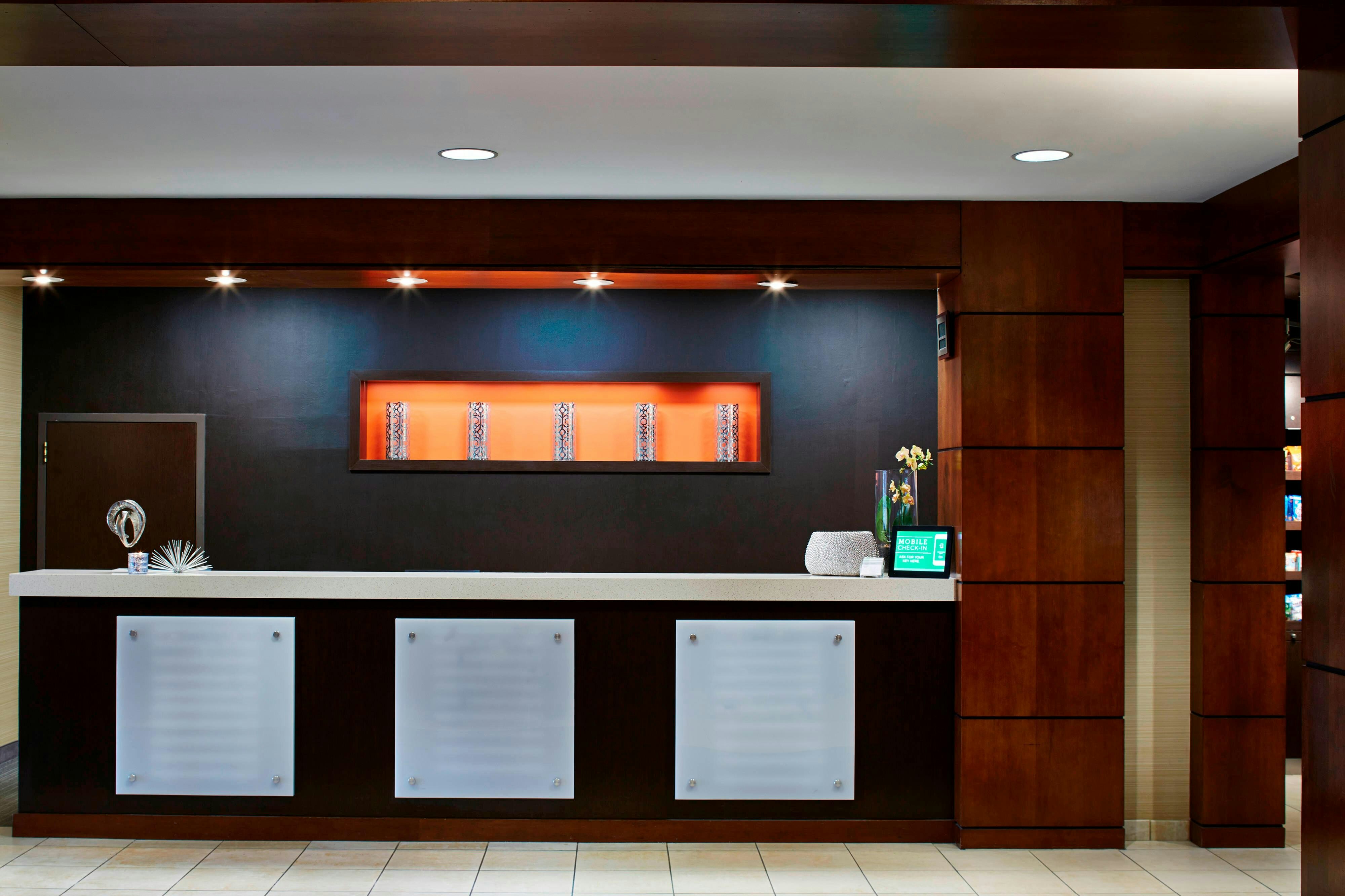 Courtyard By Marriott Bloomington By Mall Of America 1/38