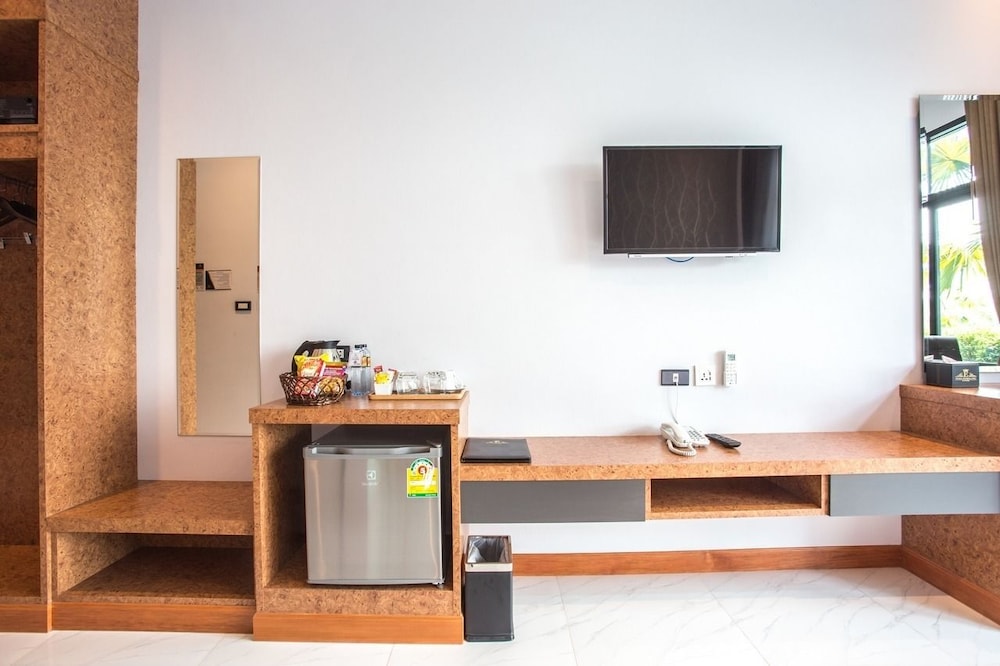 Eireann Boutique Hotel 36/41