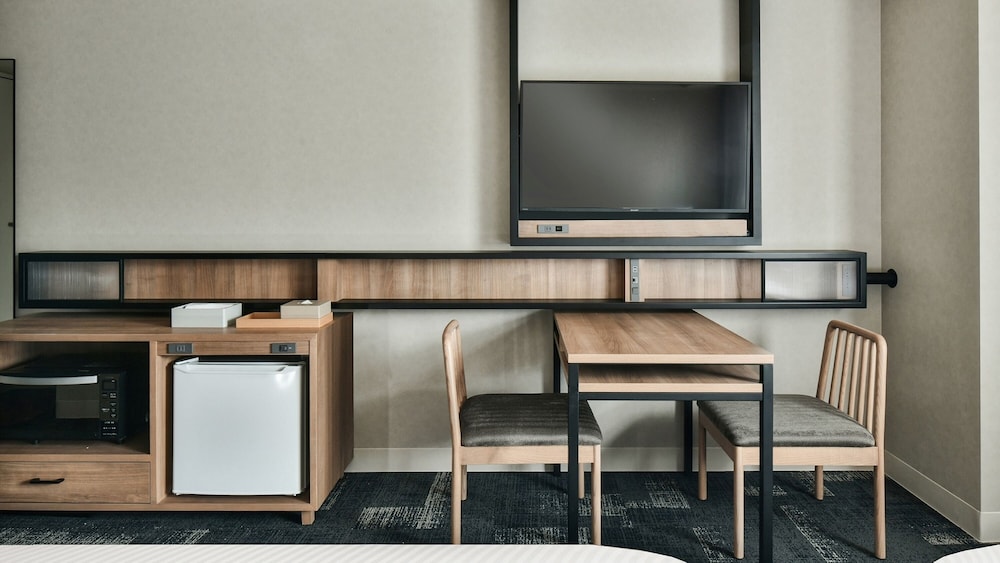 REF Kansai Airport by Vessel Hotels 66/79
