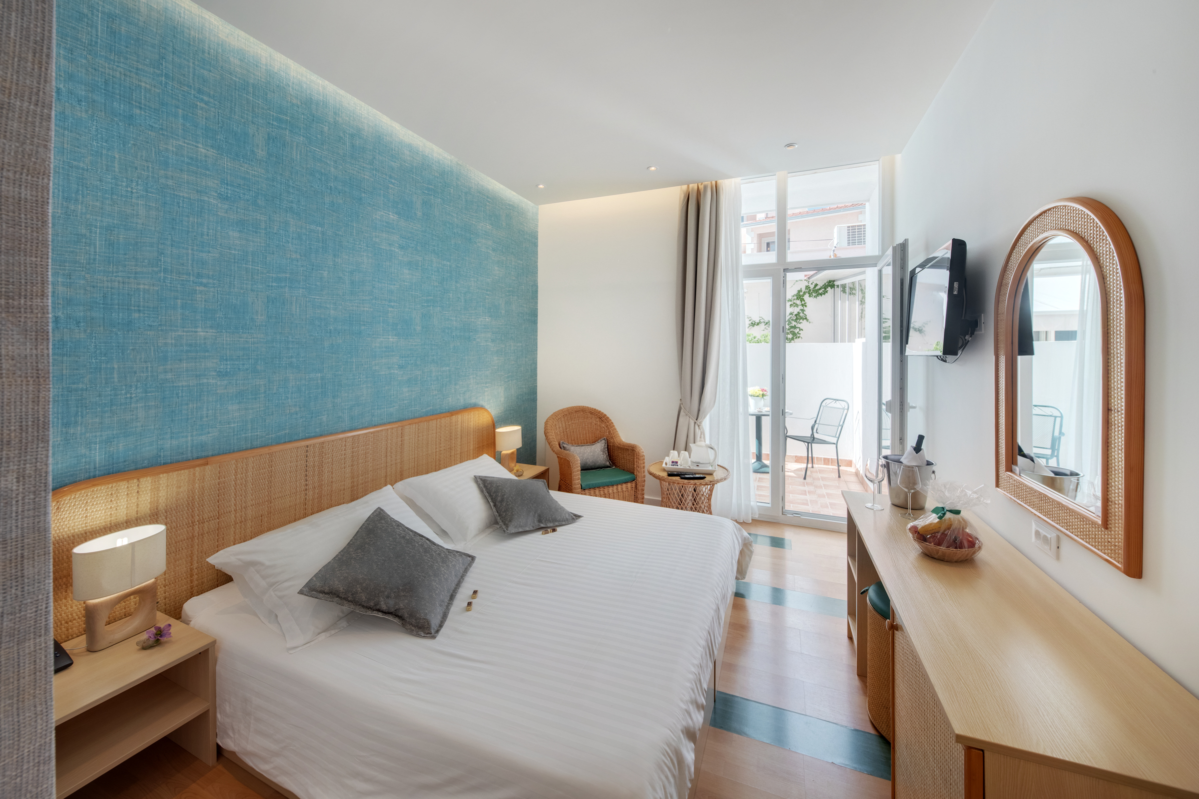 Standard, Double Bed, Balcony or Terrace