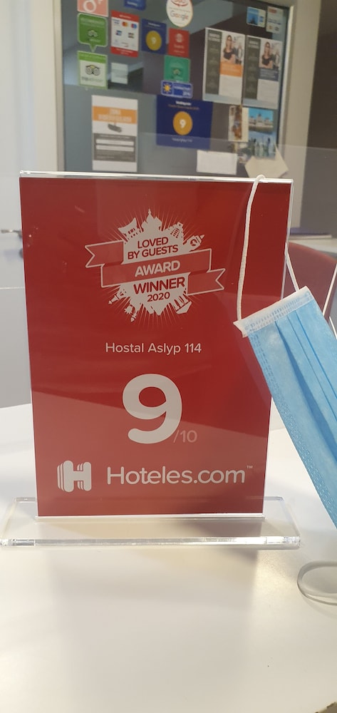 Hostal Aslyp 114 43/51