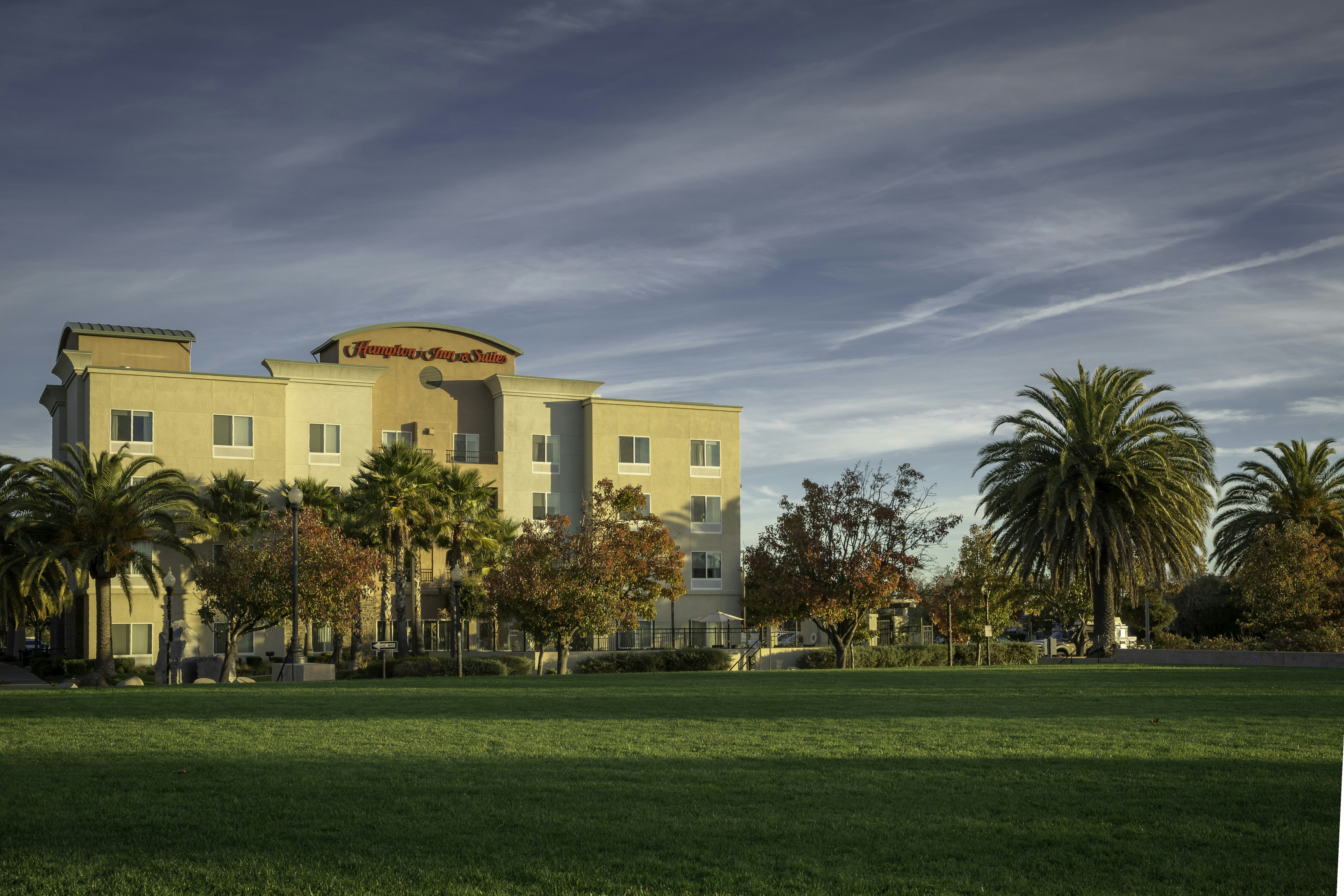 Hampton Inn and Suites Suisun City Waterfront 49/50